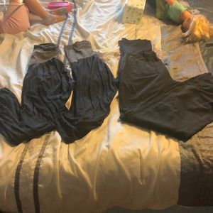 3 comfy maternity pants